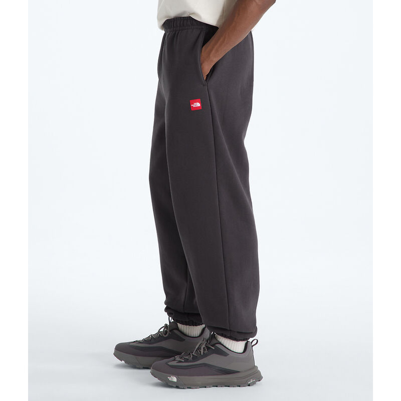 Men's TNF&trade; Red Box Sweatpants, OBSIDIAN, hi-res image number 3
